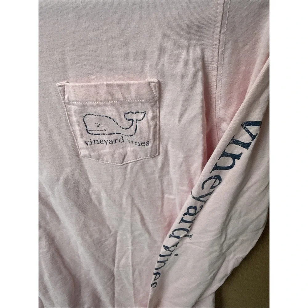Vineyard Vines Long Sleeve Vintage Whale Print Top XXS Flamingo Pink Distressed - Picture 3 of 7